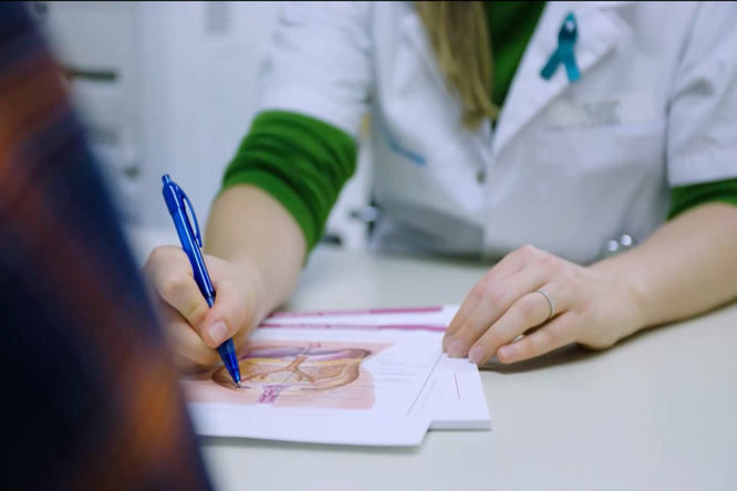 Nieuwe genetische test voorspelt succes van eierstokkankerbehandeling 