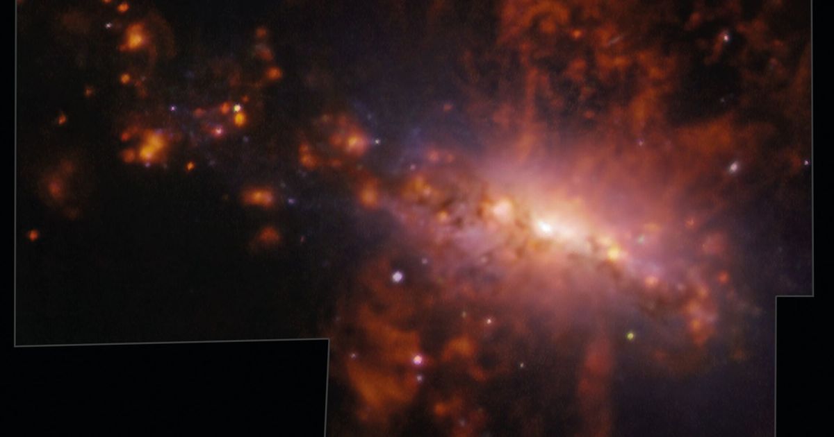 This Galaxy Is Blowing ‘Giant Fountains’ Into Space