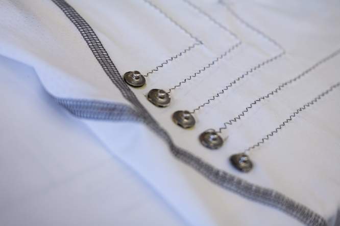 ‘Slim shirt’ houdt het hart in de gaten