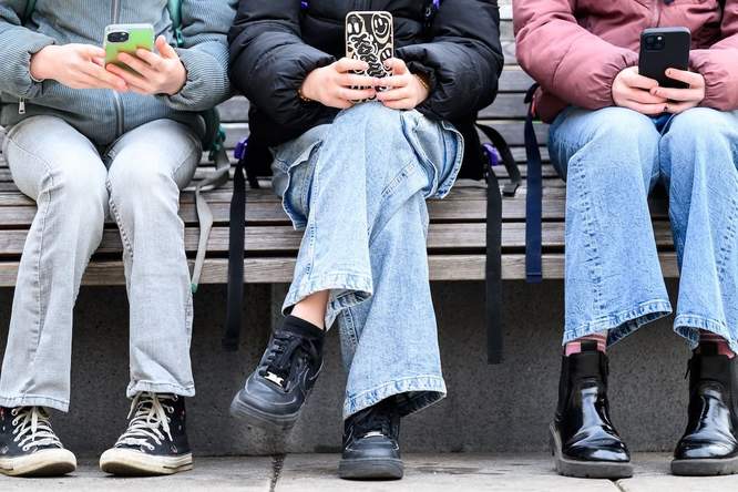 ‘Apps zijn zo ontwikkeld om ieders aandacht vast te houden, maar vooral kinderen zijn daar gevoelig voor’