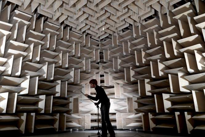Van eierkartonnen tot metamaterialen: de zoektocht naar stilte