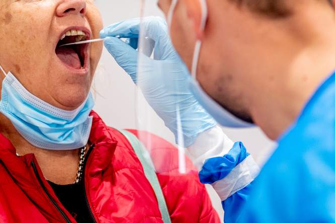Herbesmettingen: hoe snel verdwijnt de immuniteit tegen covid-19?