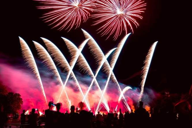 Geknal vuurwerk zindert nog lang na voor vogels